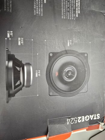 JBL Stage2 524